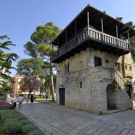Apartamento In With Loggia, Air Conditioning, Wifi, Washing Machine Poreč